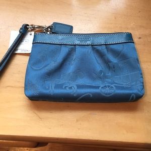 Blue Coach Wrislet